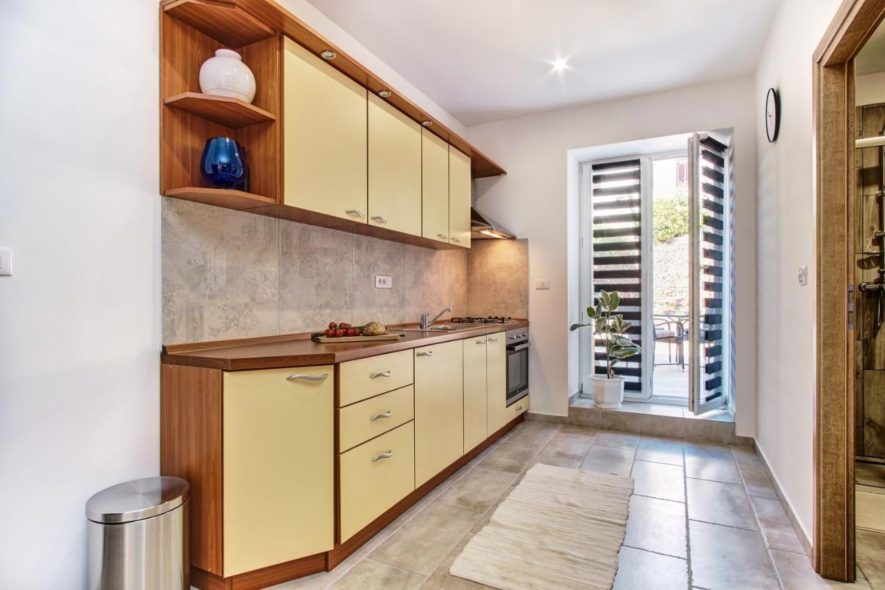Skygarden House Apartamento Mali Lošinj Exterior foto